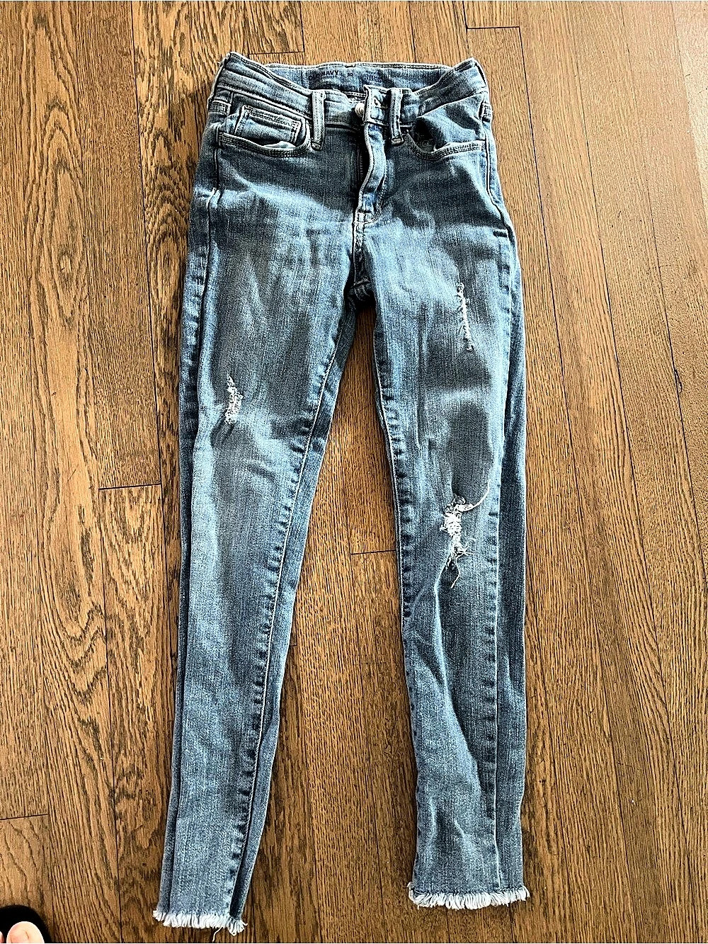 Girls  Distressed Skinny Jeans in Blue